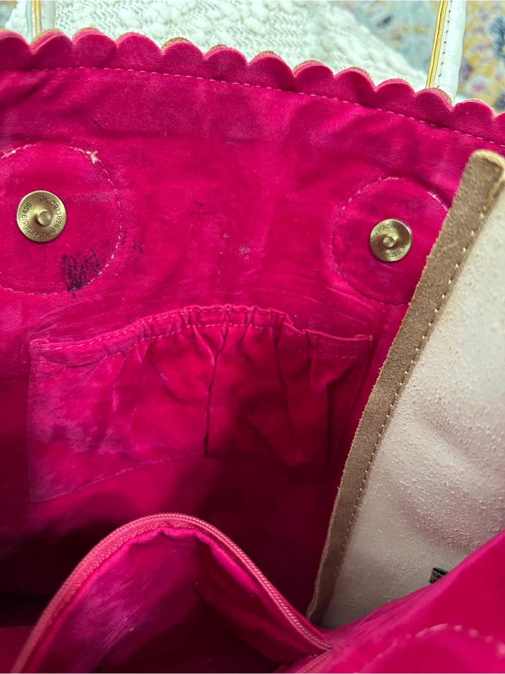 Patricia Nash White Gold Cutout Tooled Leather Scalloped Tote Purse & Wallet Set - Picture 6 of 14